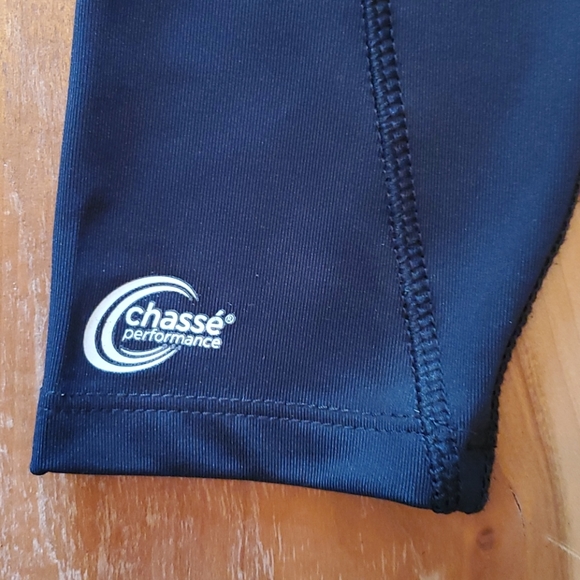 Chasse Performance Girls Athletic Capris - Picture 2 of 3
